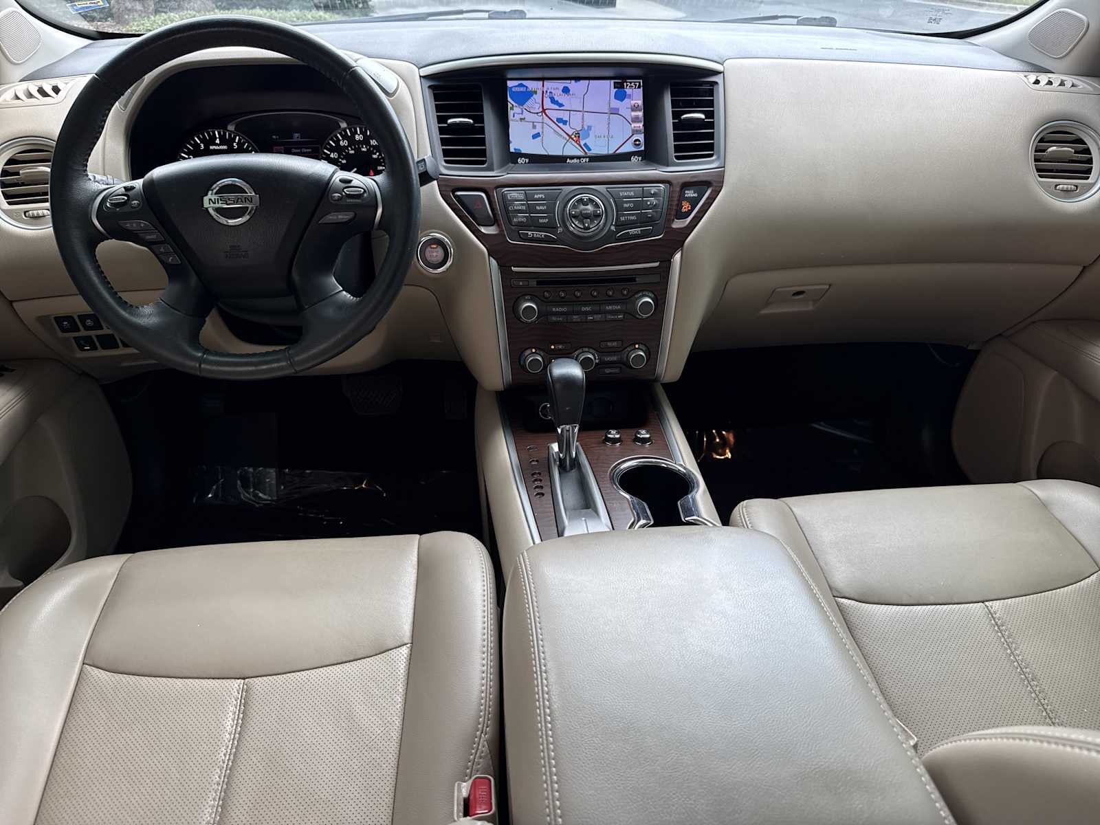 2017 Nissan Pathfinder Platinum