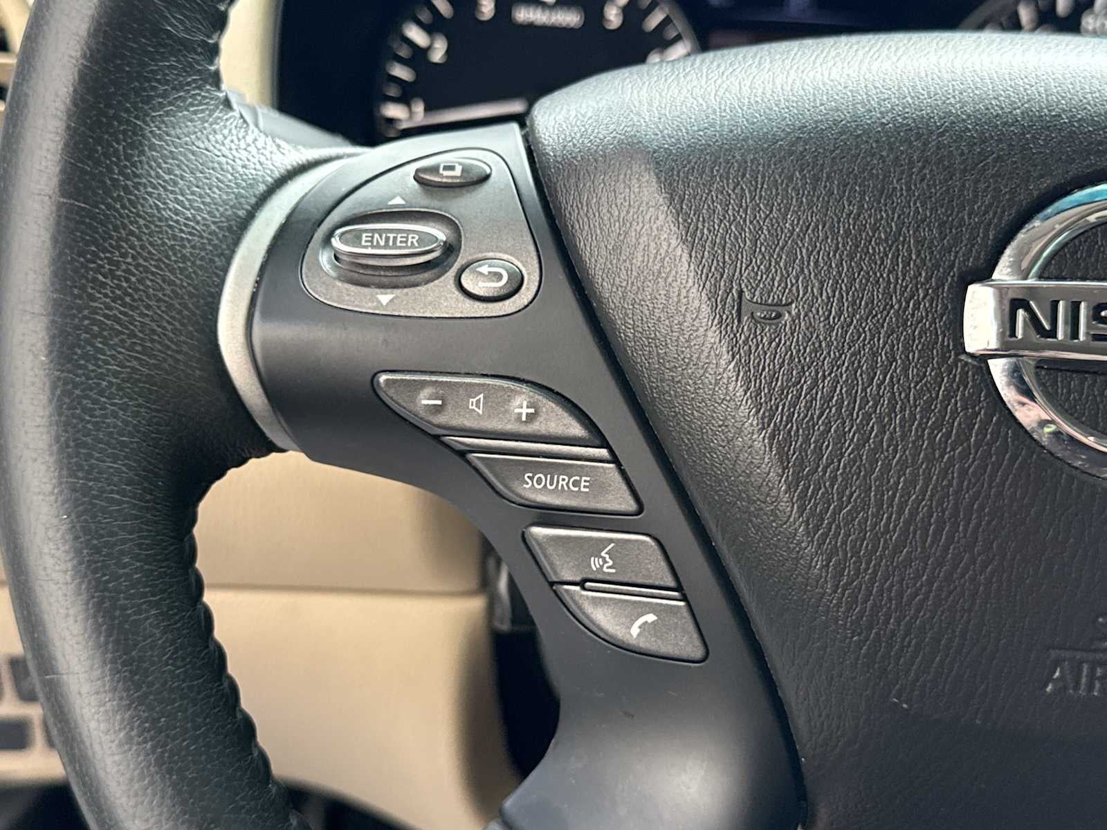 2017 Nissan Pathfinder Platinum