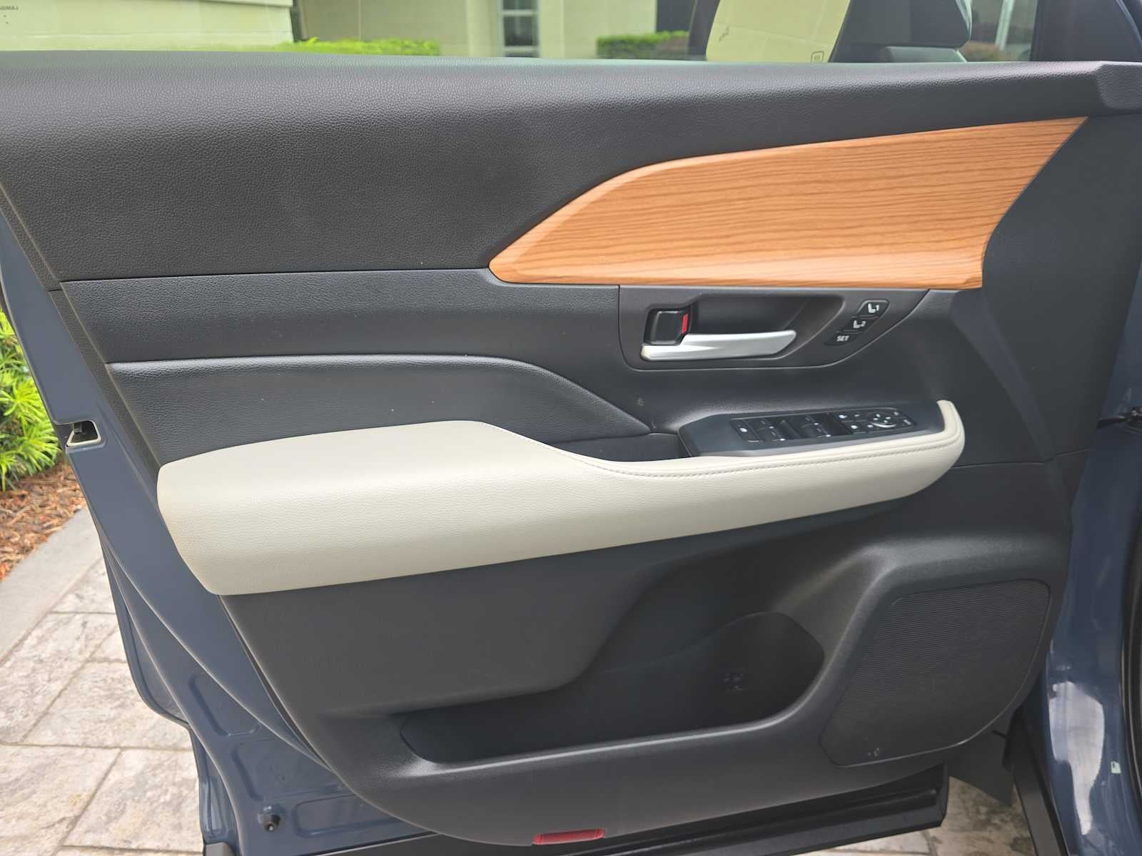 2024 Toyota Grand Highlander Hybrid Limited