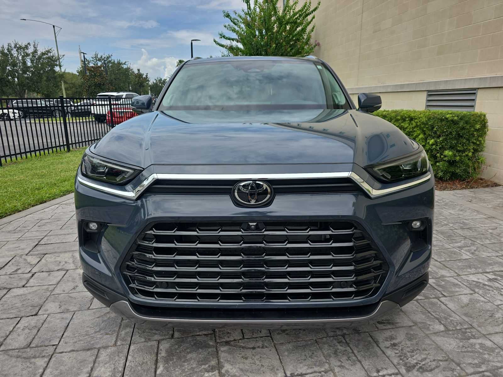 2024 Toyota Grand Highlander Hybrid Limited