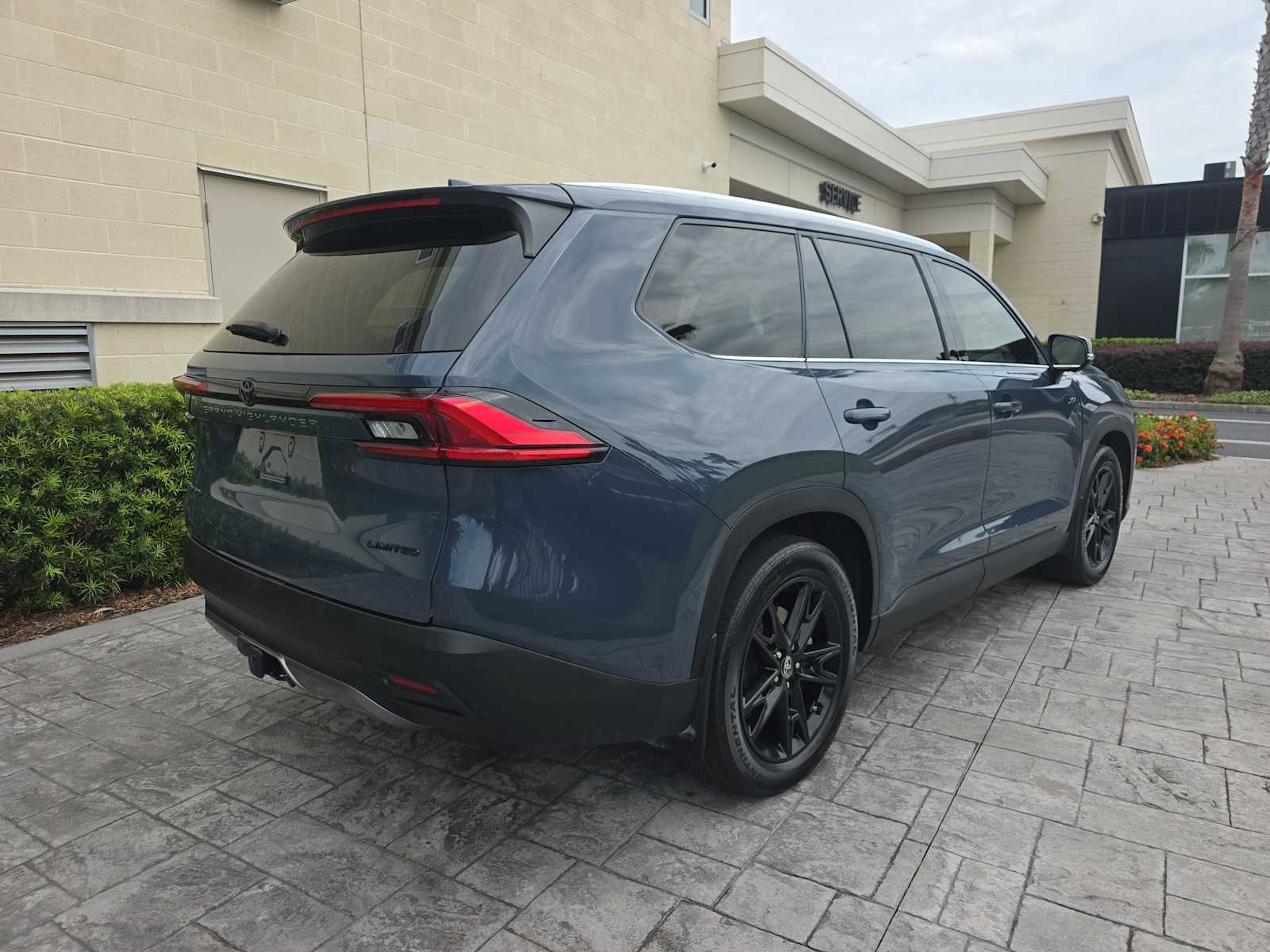 2024 Toyota Grand Highlander Hybrid Limited