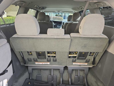 2016 Toyota Sienna LE