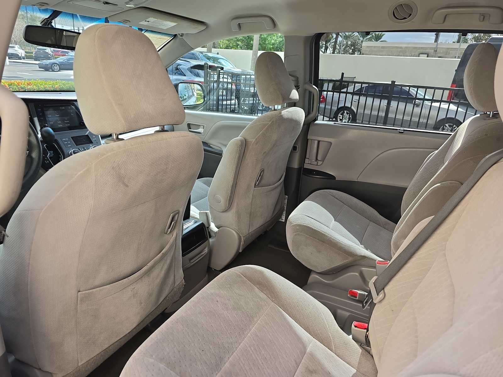 2016 Toyota Sienna LE