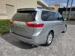 2016 Toyota Sienna LE