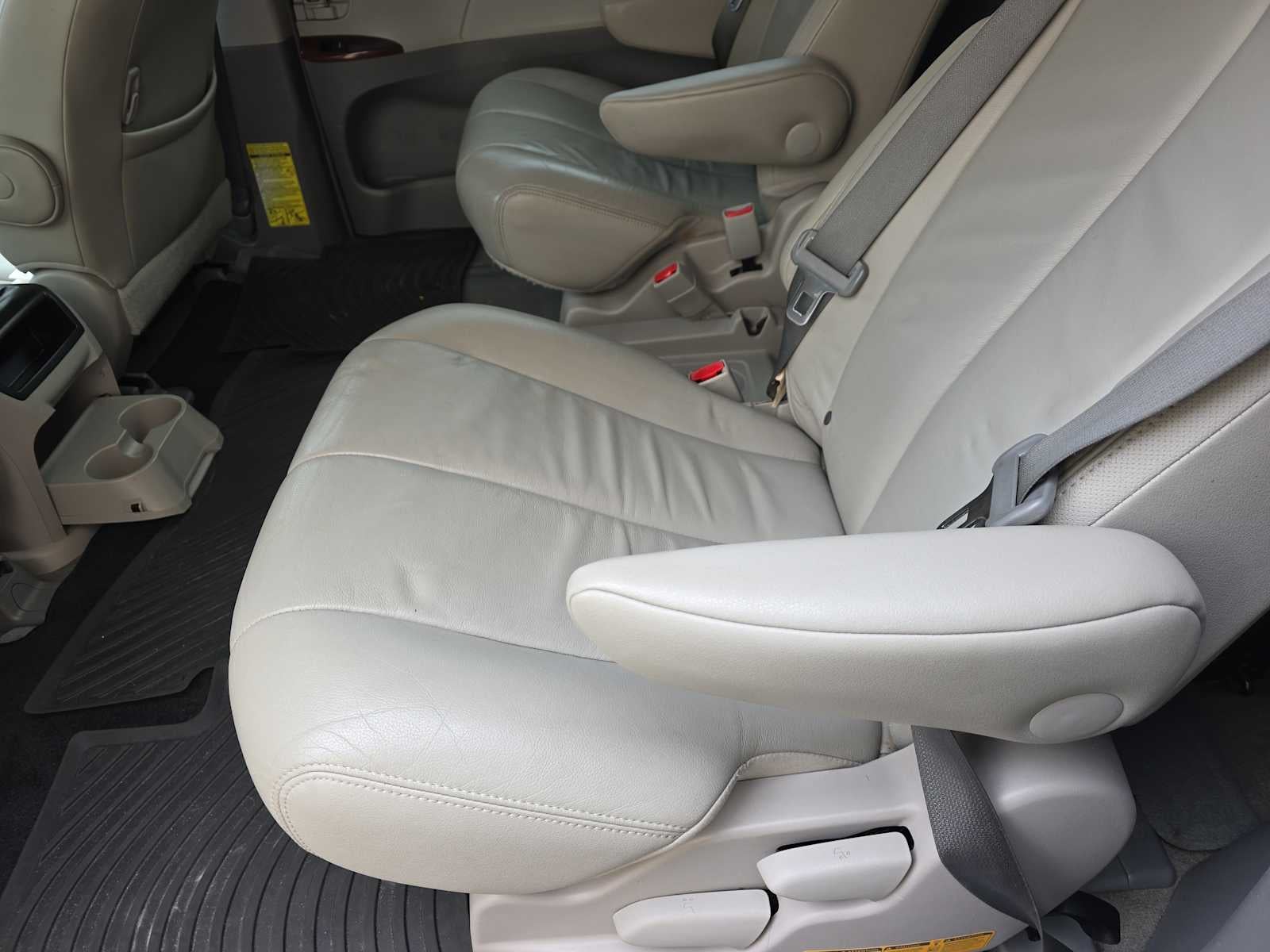 2014 Toyota Sienna XLE
