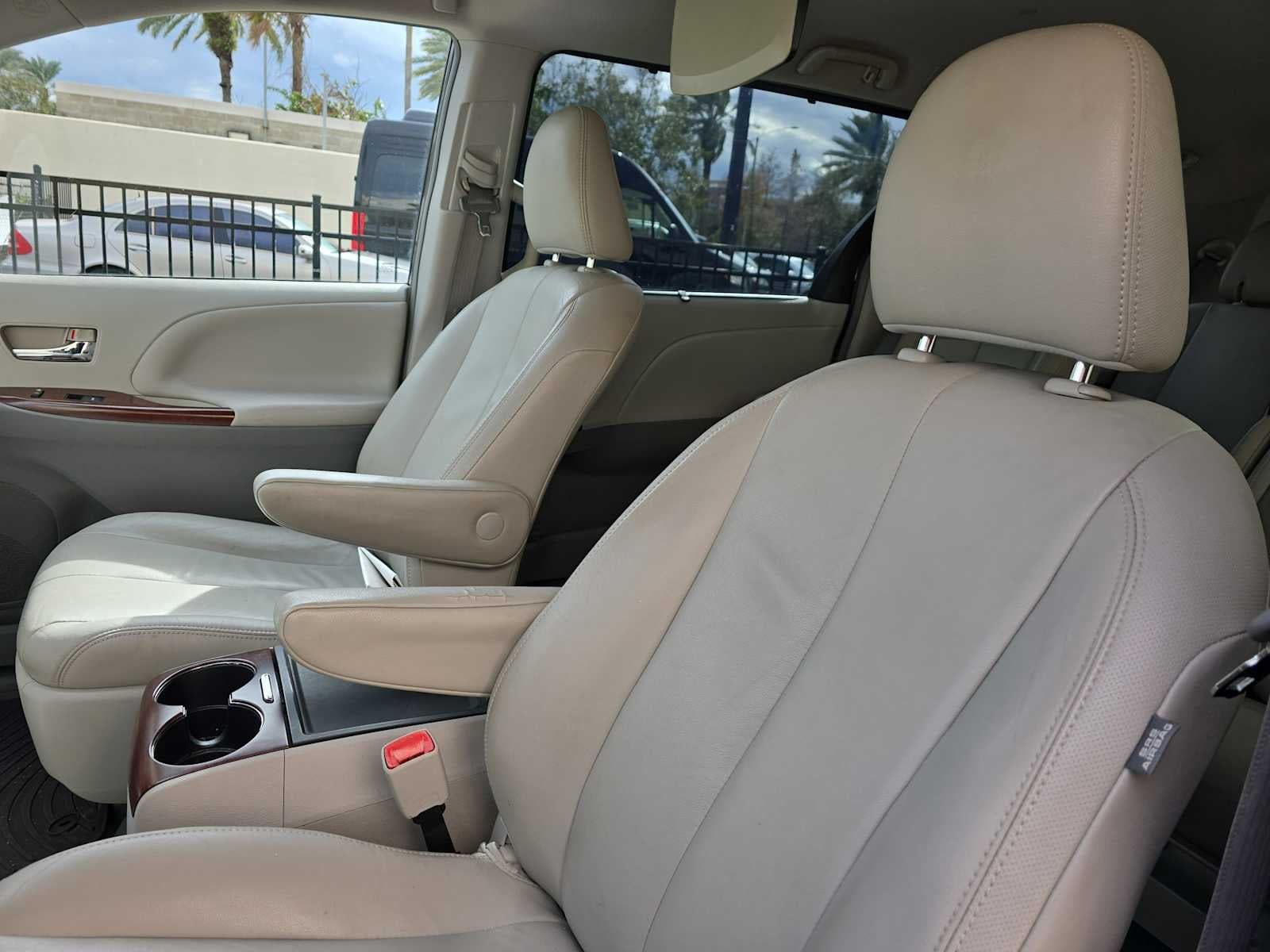 2014 Toyota Sienna XLE