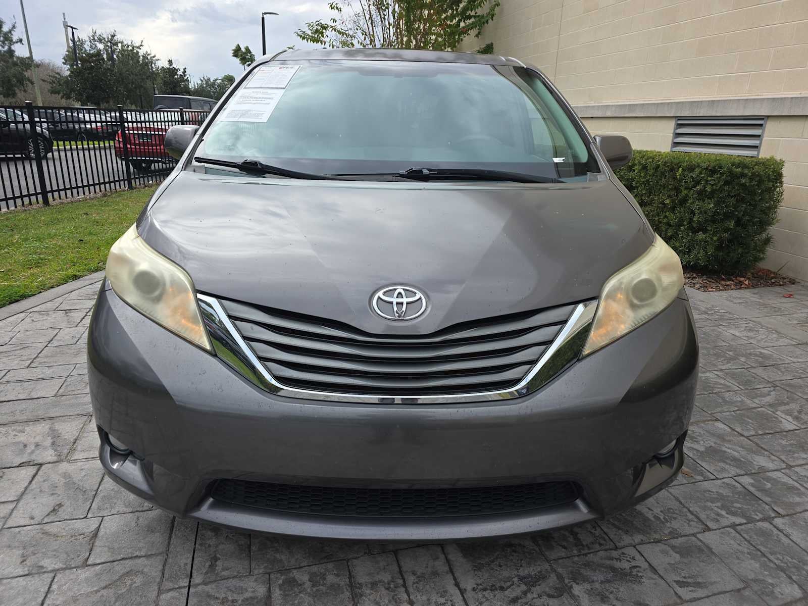 2014 Toyota Sienna XLE