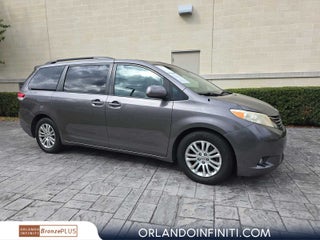 2014 Toyota Sienna XLE