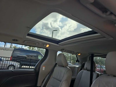 2015 Toyota Sienna Ltd