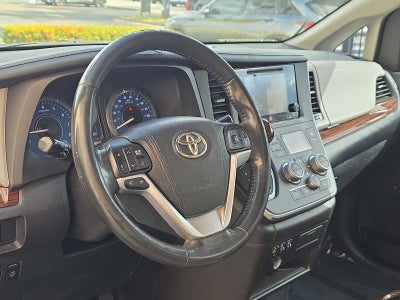 2015 Toyota Sienna Ltd