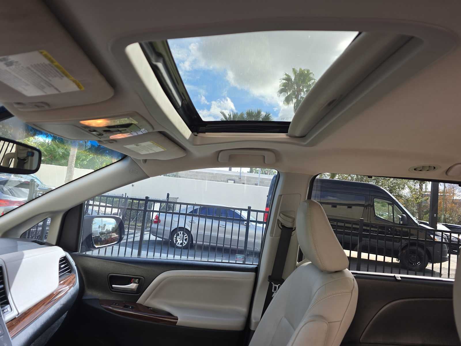 2015 Toyota Sienna Ltd