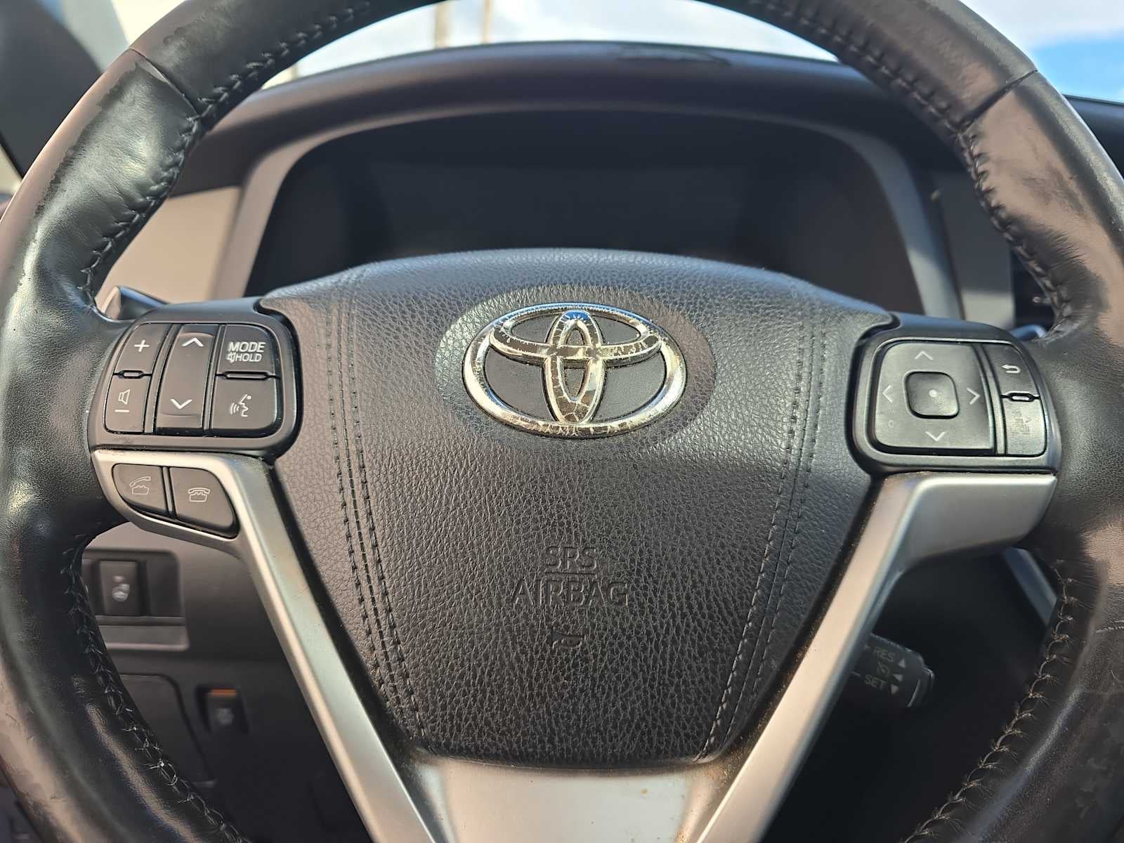 2015 Toyota Sienna Ltd