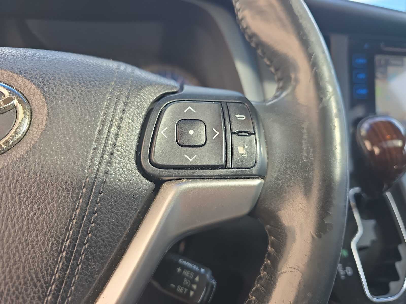 2015 Toyota Sienna Ltd