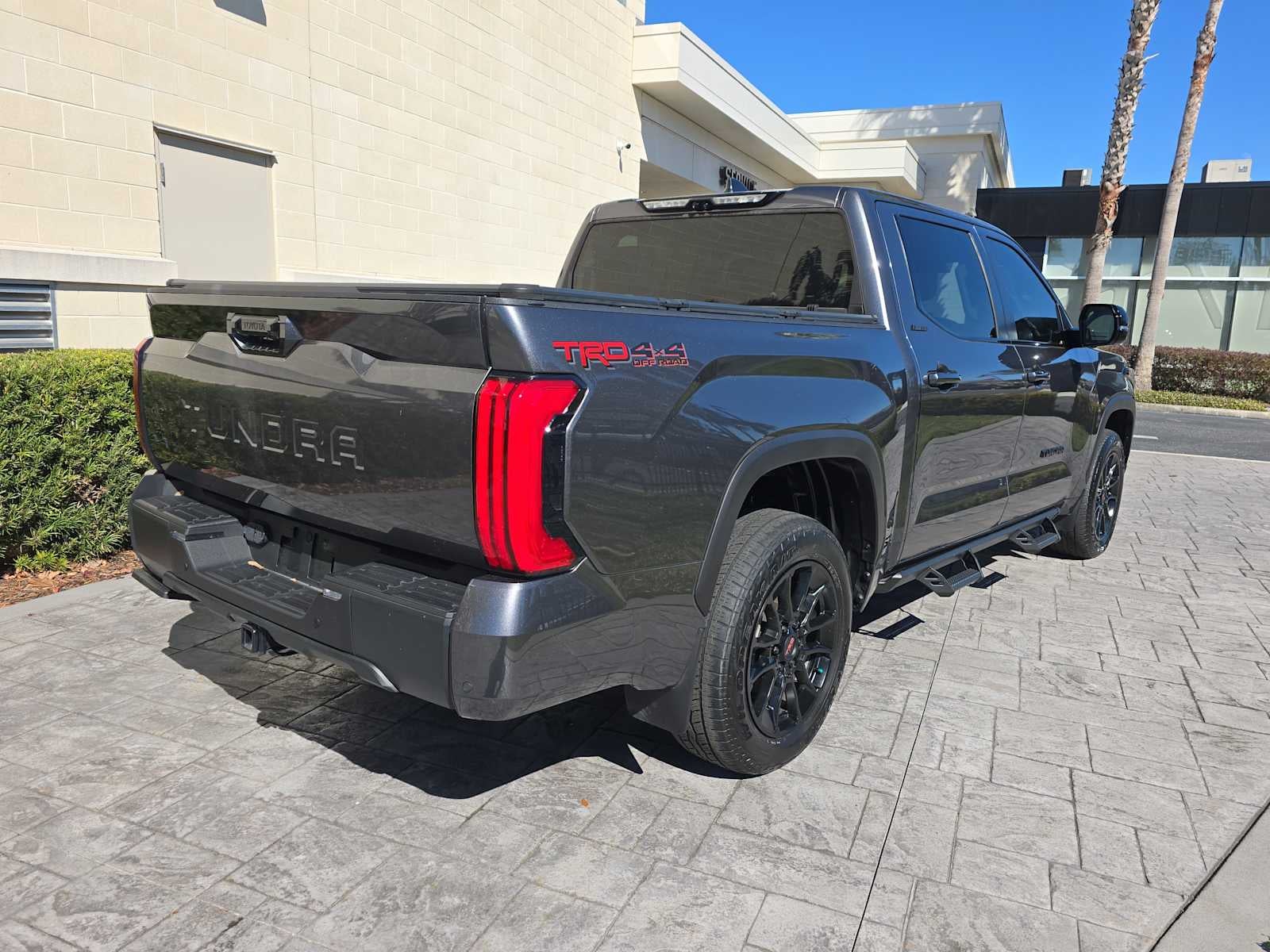 2024 Toyota Tundra Limited Hybrid