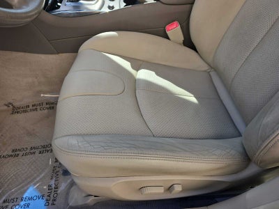 2015 INFINITI Q40 4dr Sdn RWD