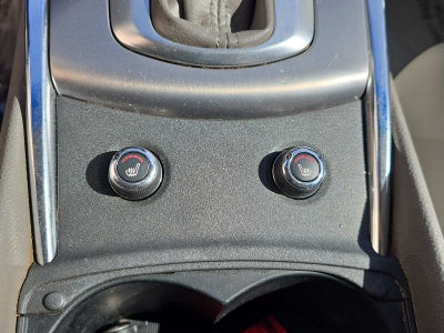 2015 INFINITI Q40 4dr Sdn RWD