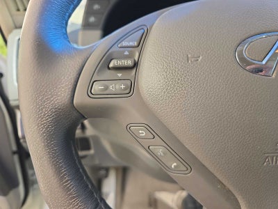 2015 INFINITI Q40 4dr Sdn RWD