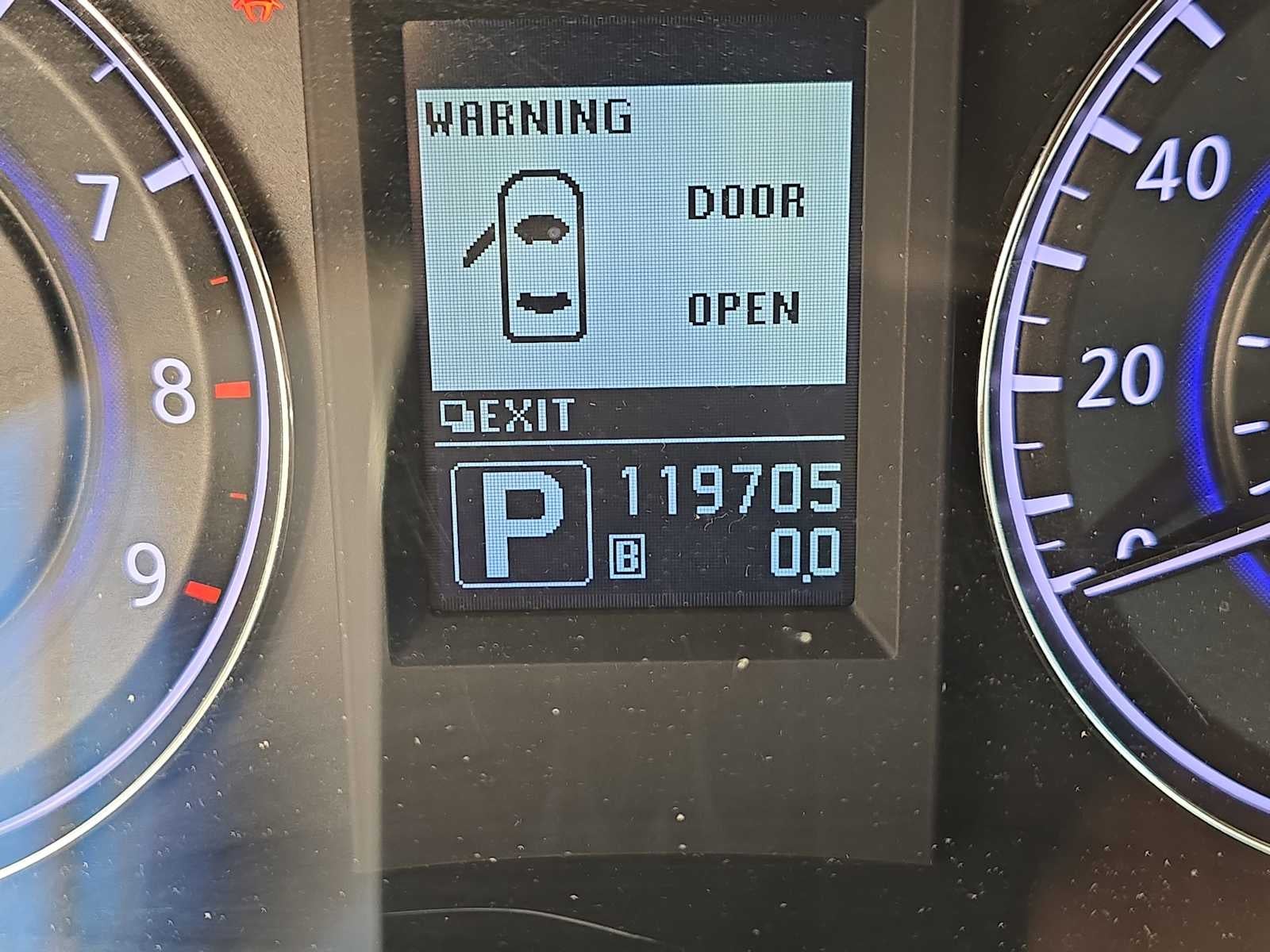 2015 INFINITI Q40 4dr Sdn RWD