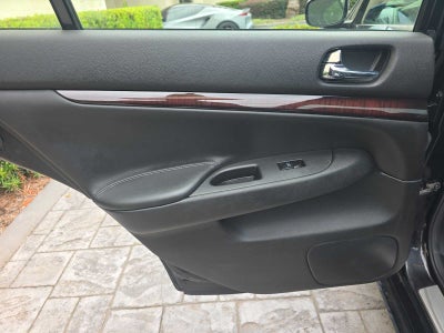 2013 INFINITI G37 Sedan x