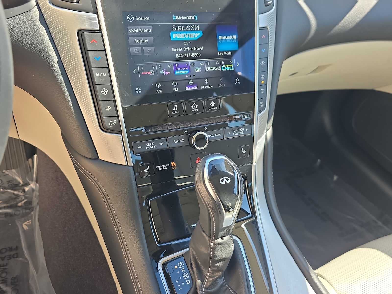 2023 INFINITI Q50 LUXE