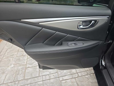 2023 INFINITI Q50 LUXE