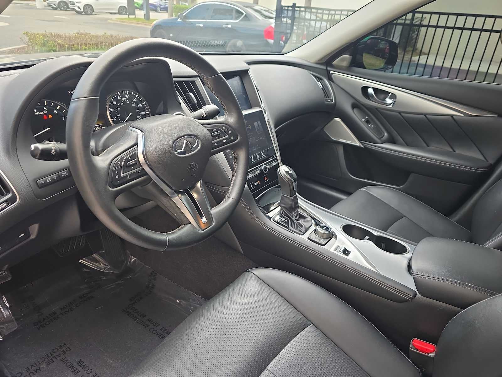 2023 INFINITI Q50 LUXE
