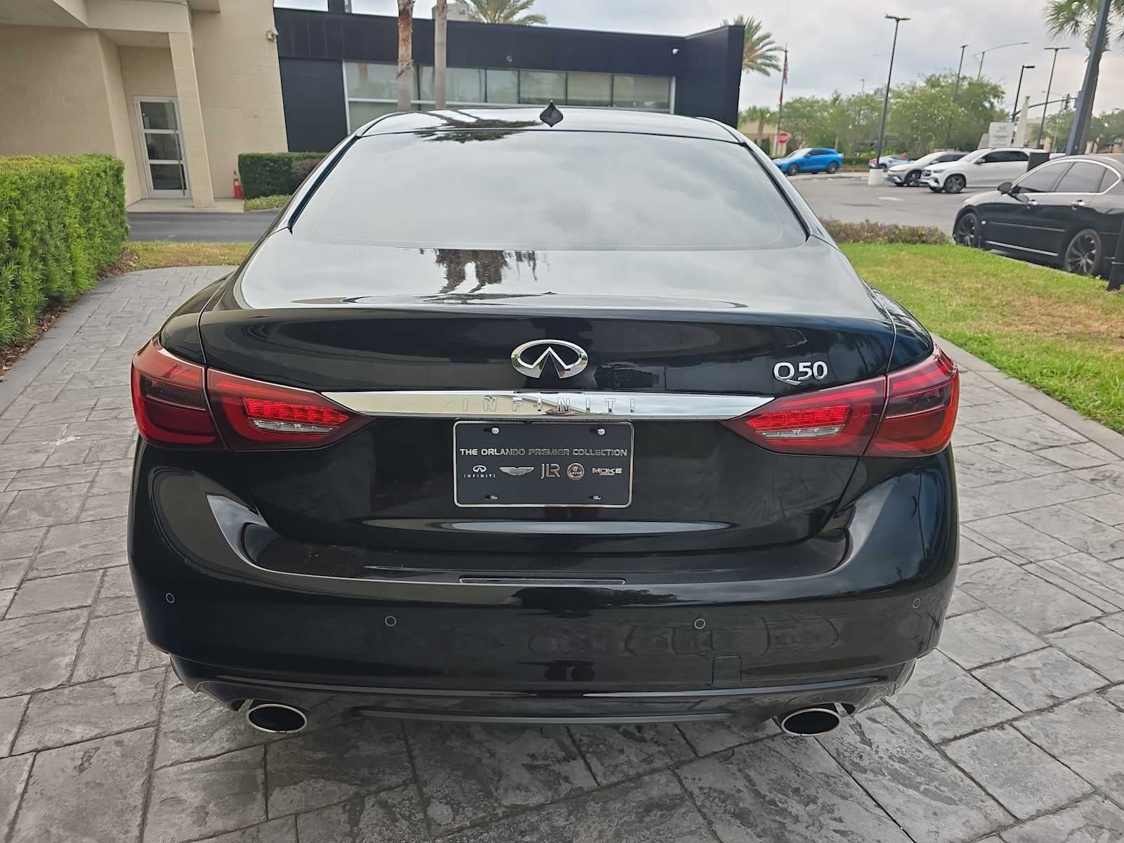 2023 INFINITI Q50 LUXE