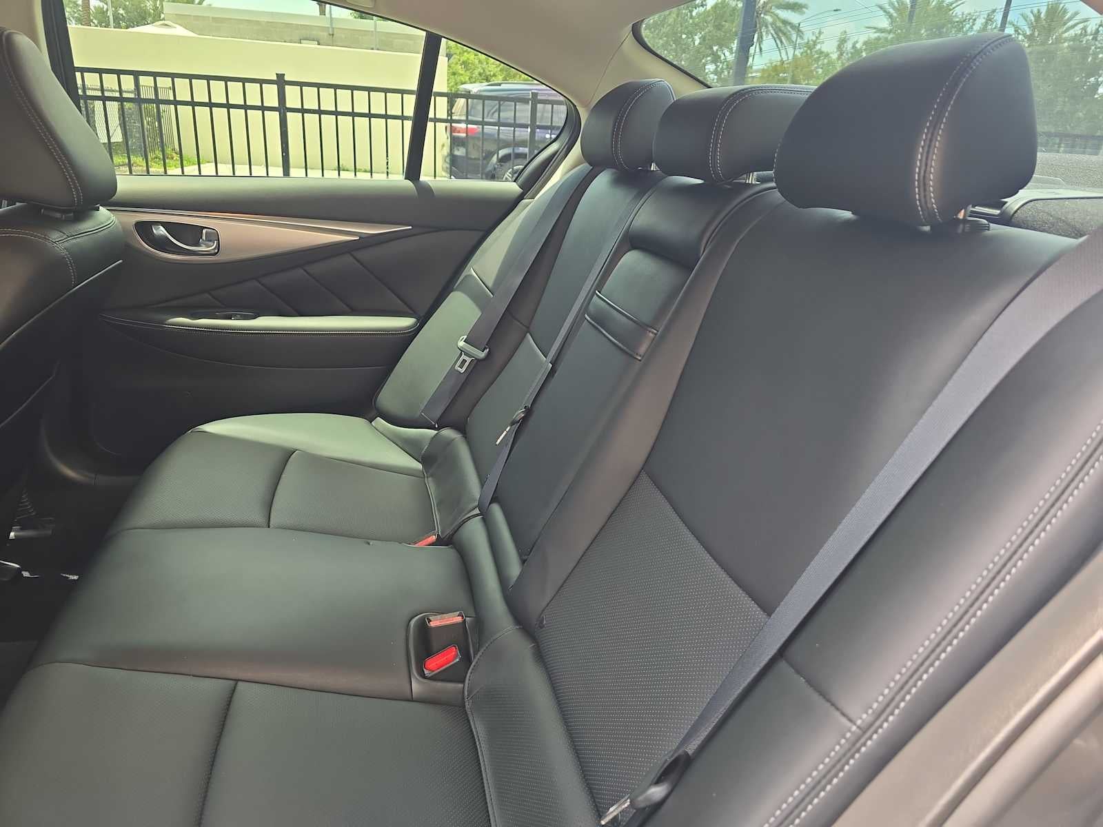 2023 INFINITI Q50 LUXE