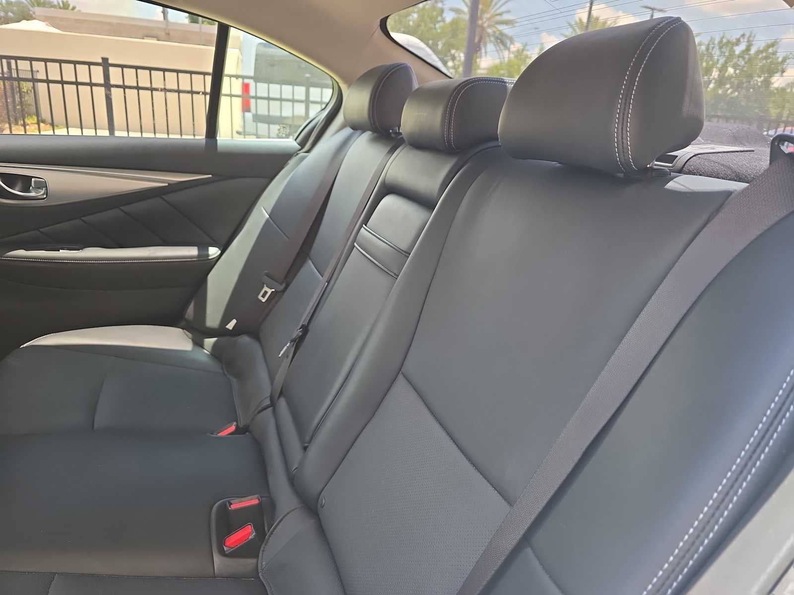 2023 INFINITI Q50 LUXE