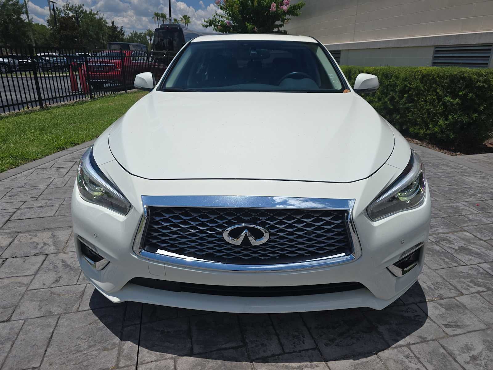 2023 INFINITI Q50 LUXE
