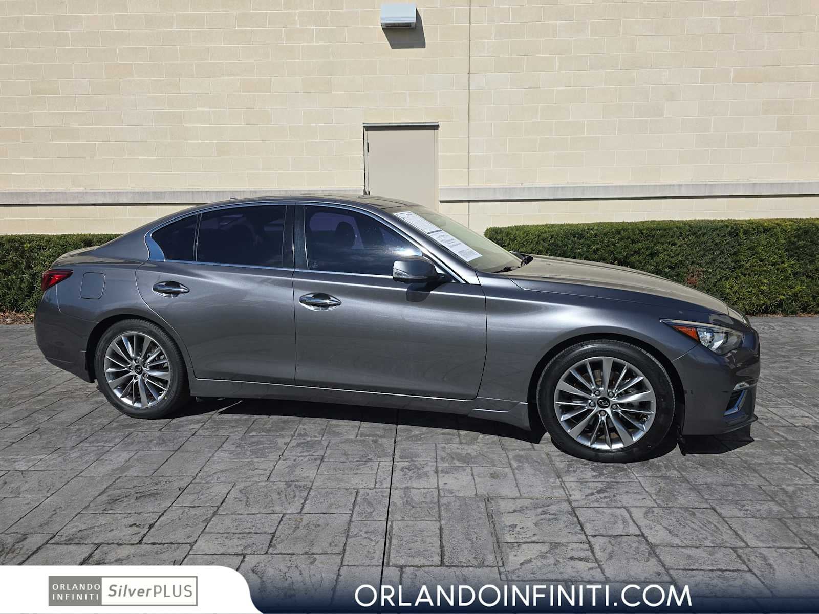 2023 INFINITI Q50 LUXE