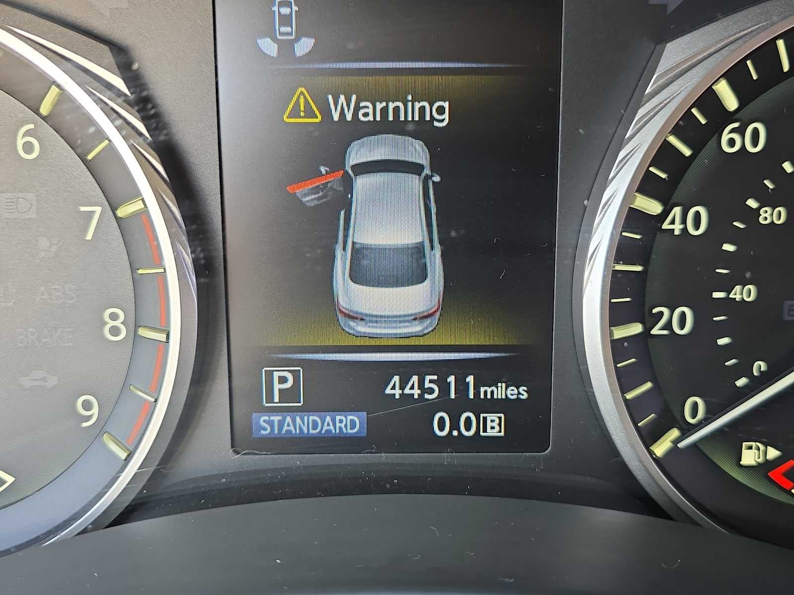 2023 INFINITI Q50 LUXE