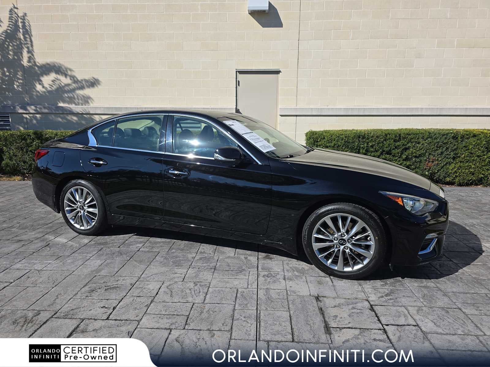 2023 INFINITI Q50 LUXE