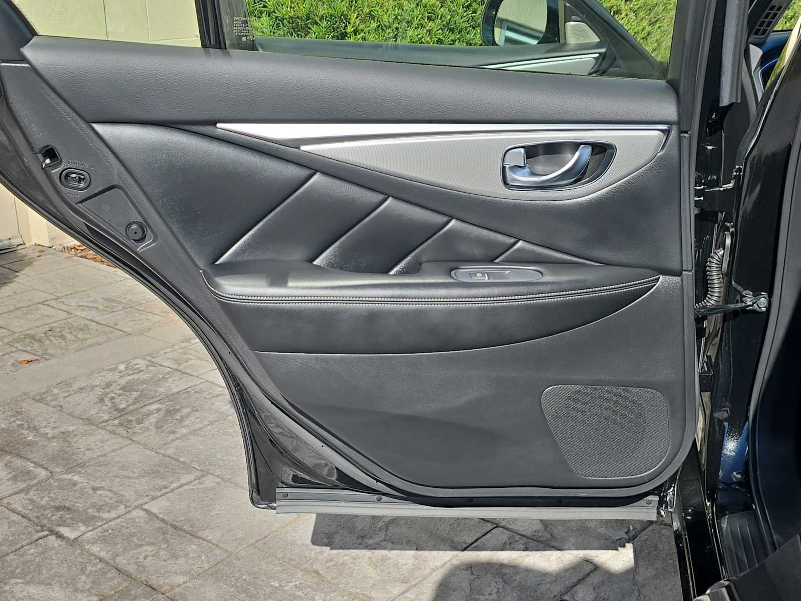 2023 INFINITI Q50 LUXE