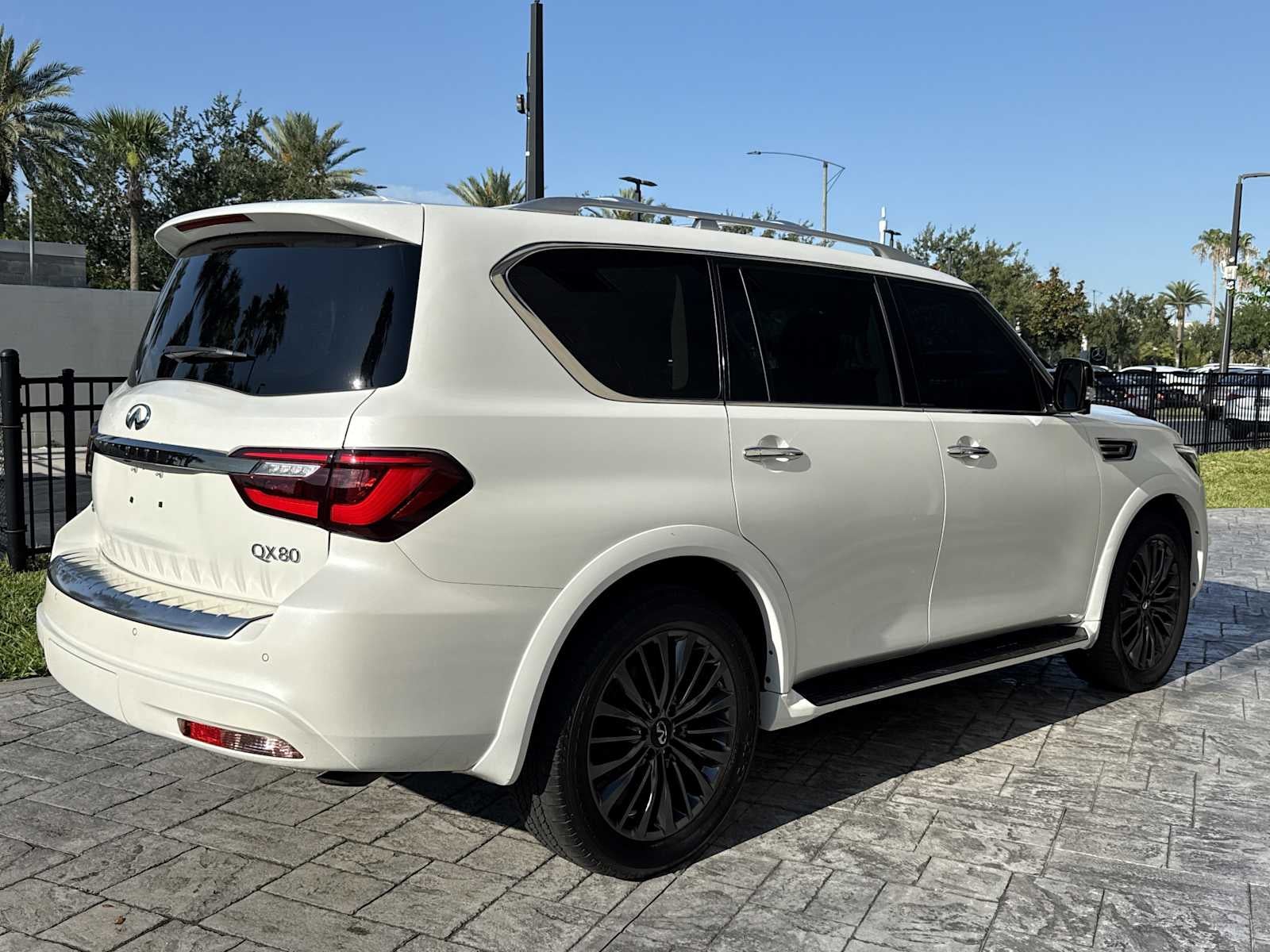 2024 INFINITI QX80 PREMIUM SELECT