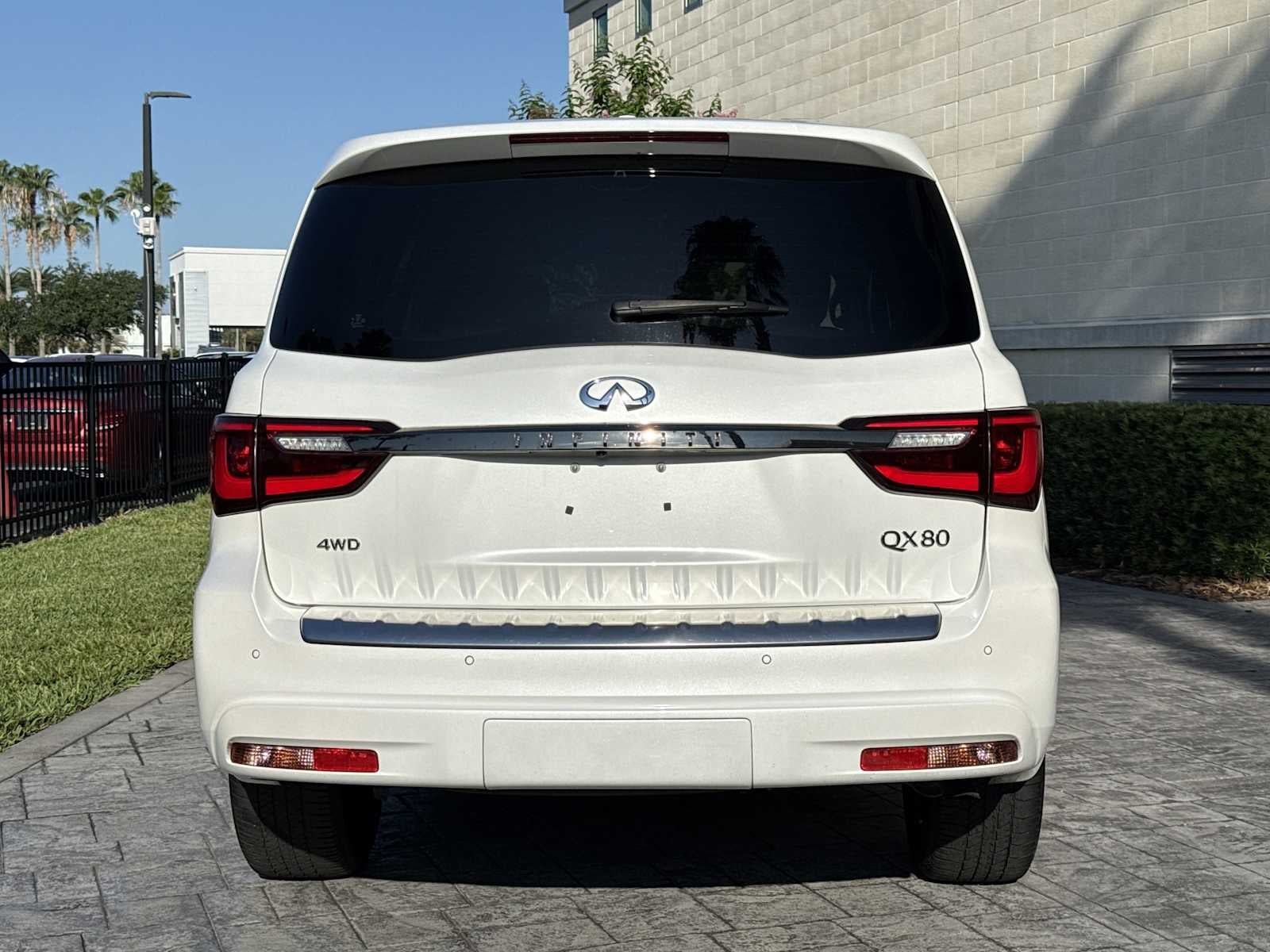 2024 INFINITI QX80 PREMIUM SELECT