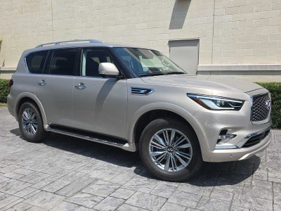 2024 INFINITI QX80 LUXE