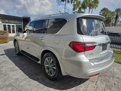 2021 INFINITI QX80 LUXE