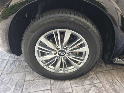 2021 INFINITI QX80 LUXE