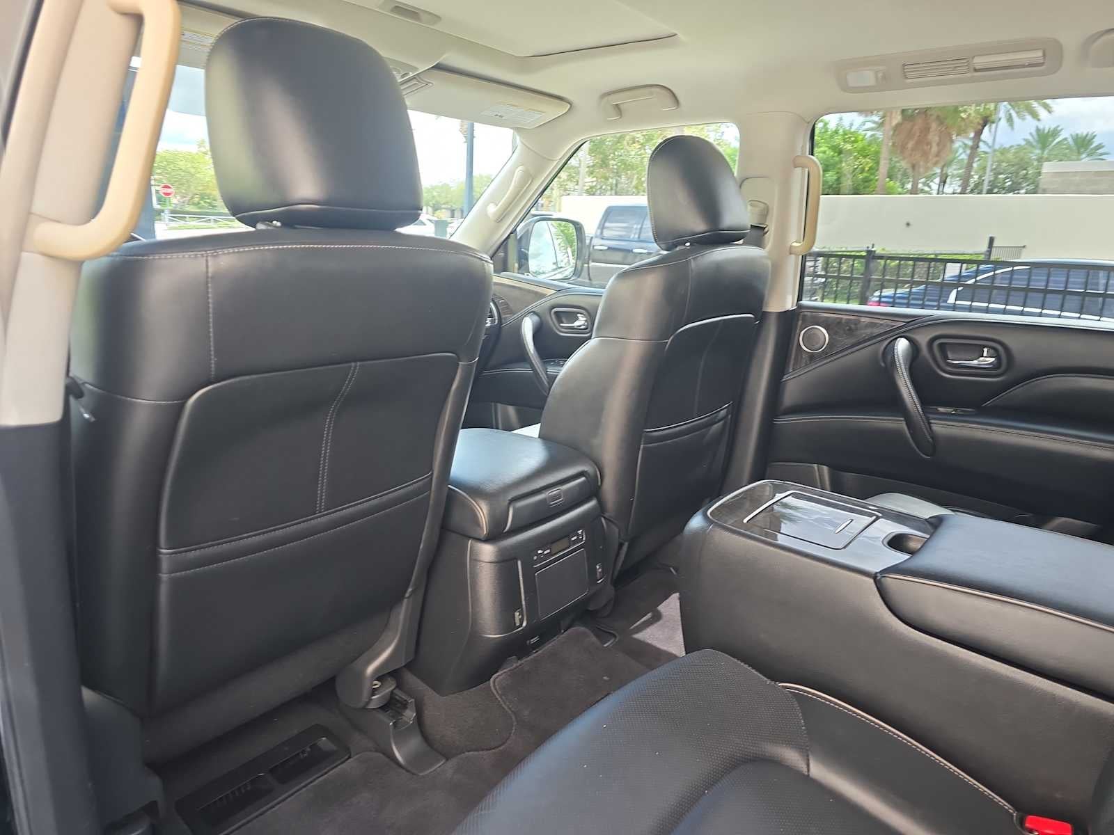 2021 INFINITI QX80 LUXE