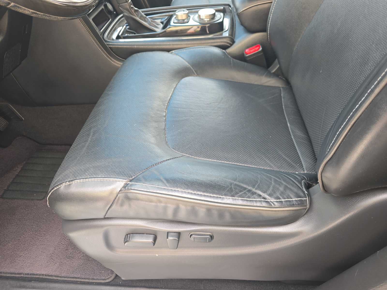 2021 INFINITI QX80 LUXE