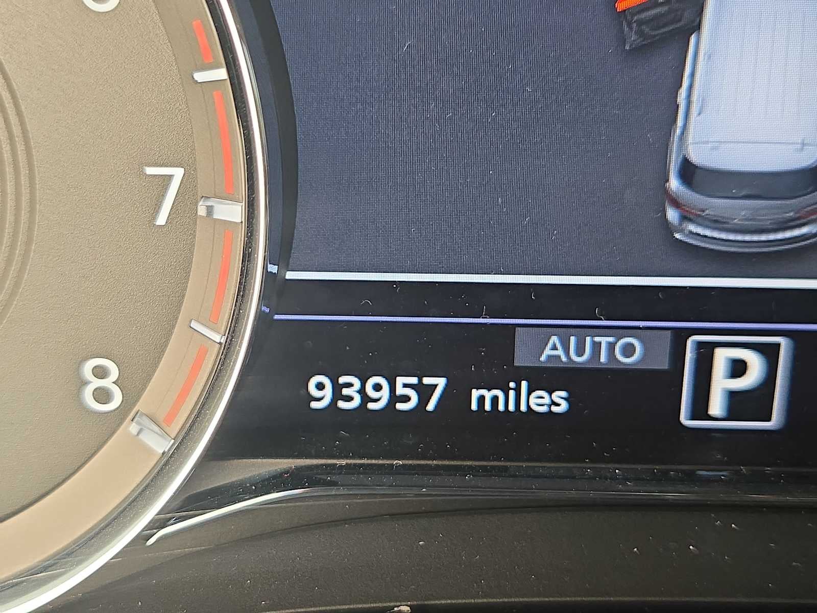 2021 INFINITI QX80 LUXE