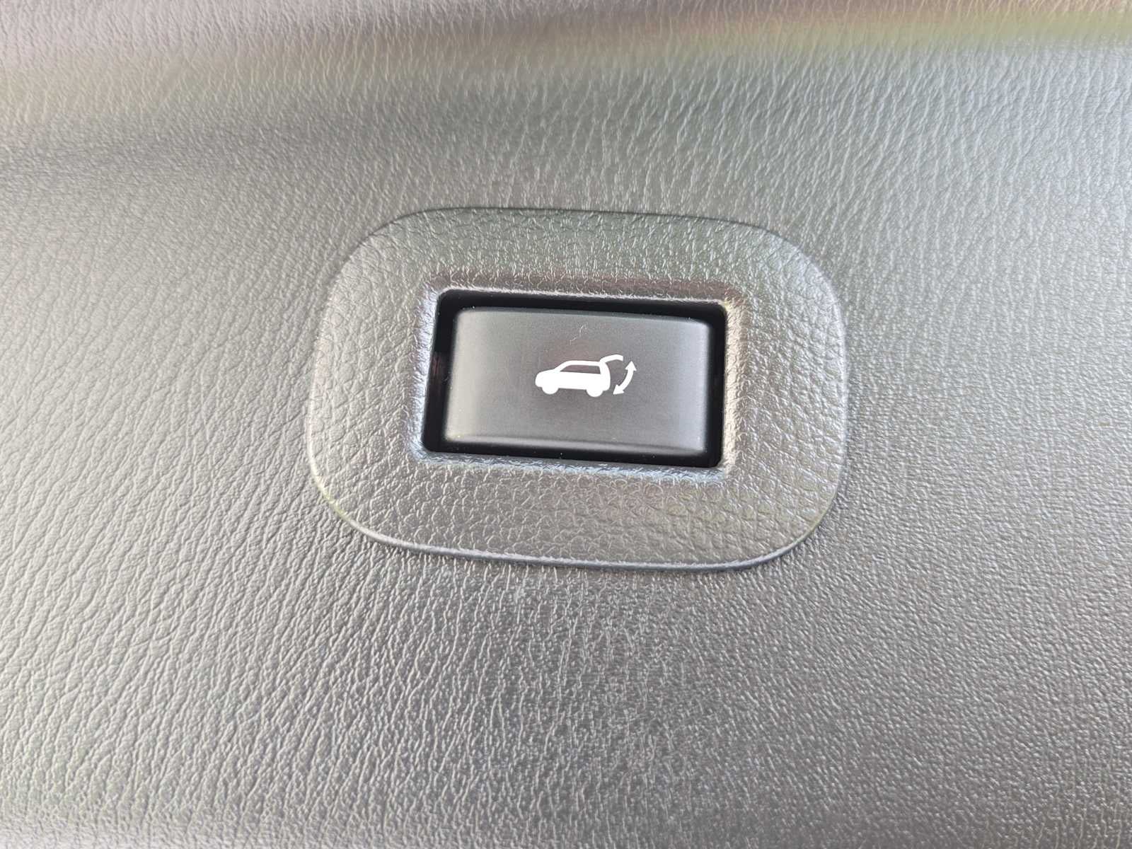 2021 INFINITI QX80 LUXE