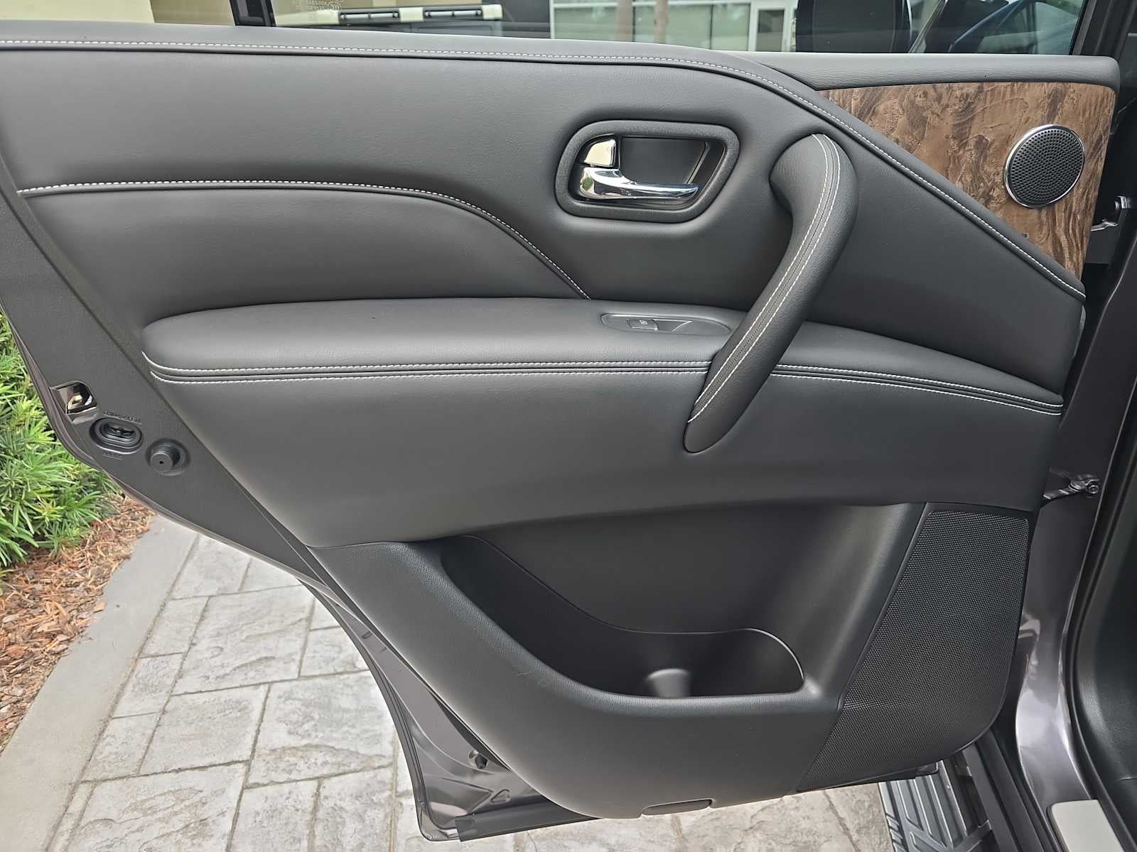 2023 INFINITI QX80 PREMIUM SELECT