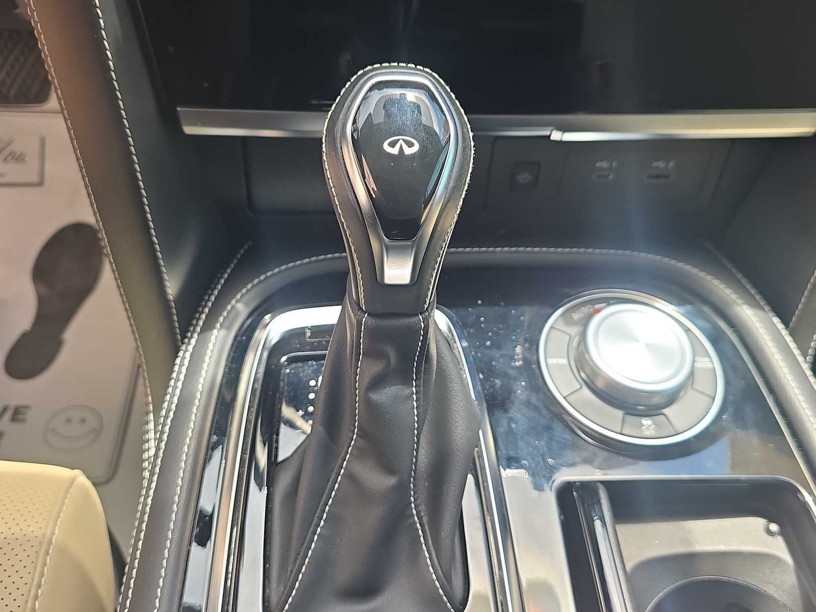2024 INFINITI QX80 PREMIUM SELECT