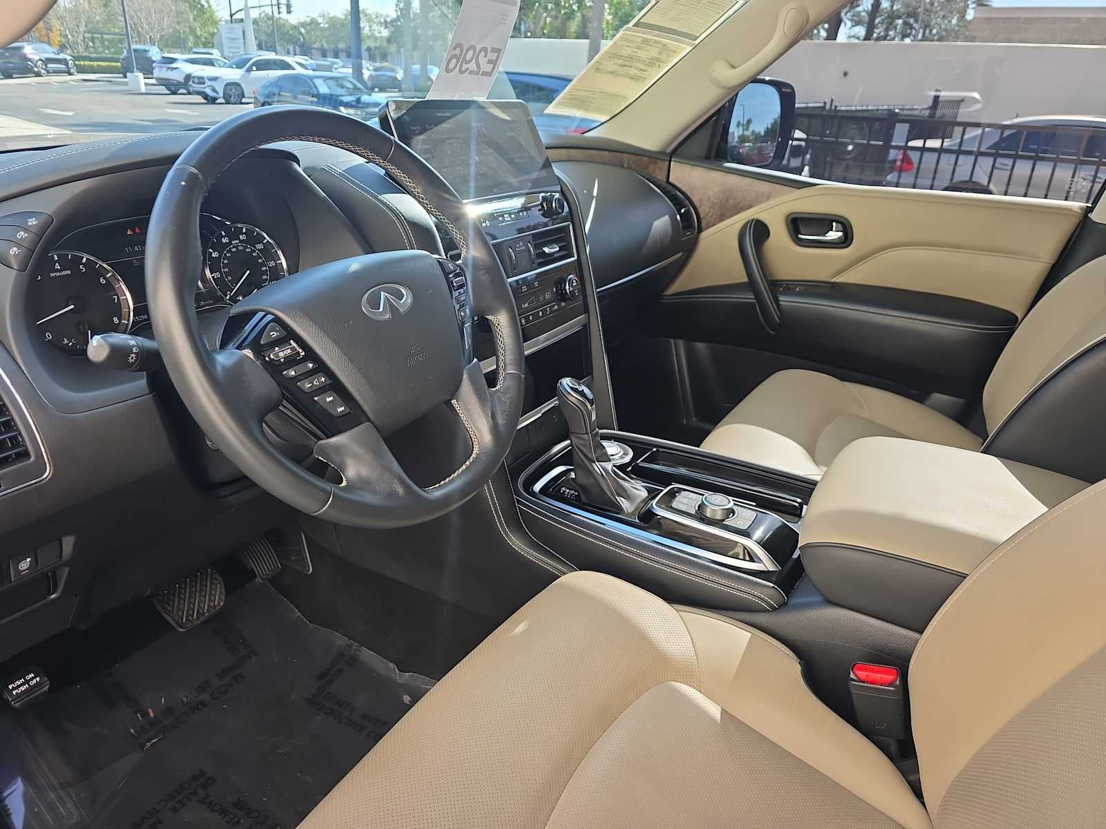 2024 INFINITI QX80 PREMIUM SELECT