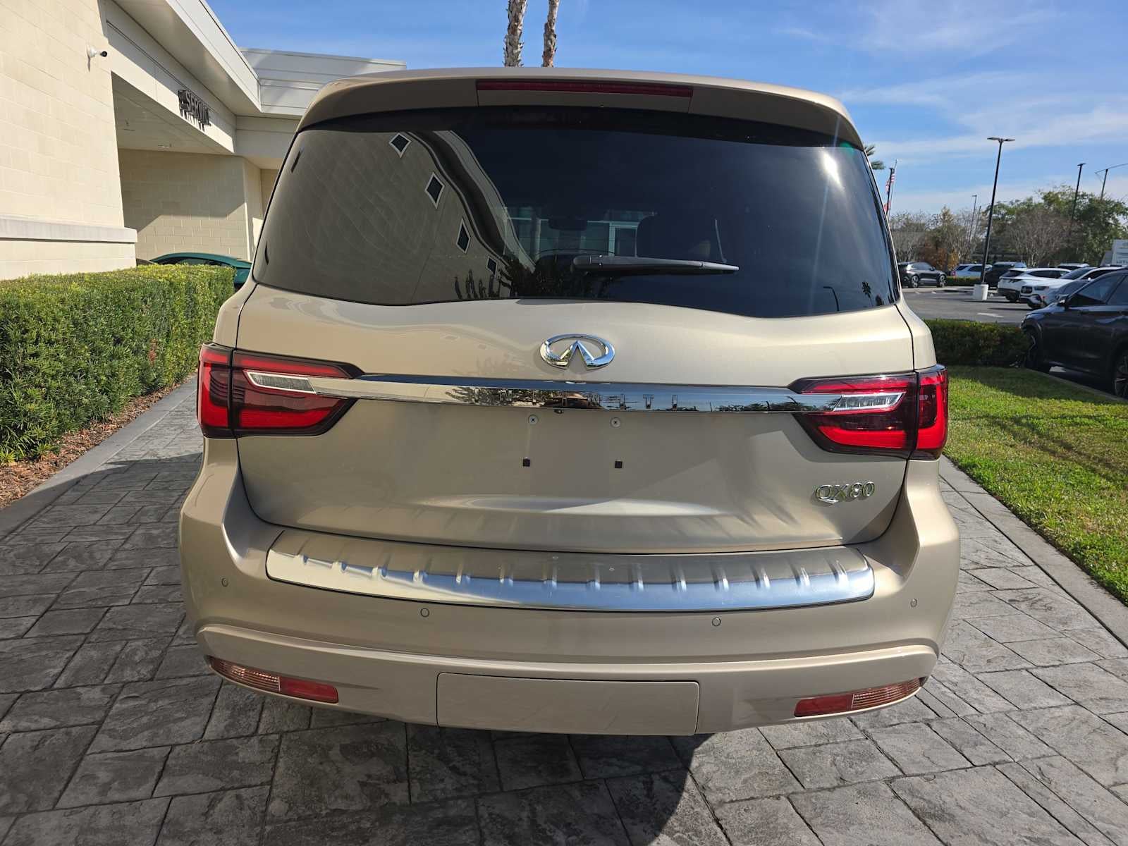 2024 INFINITI QX80 PREMIUM SELECT