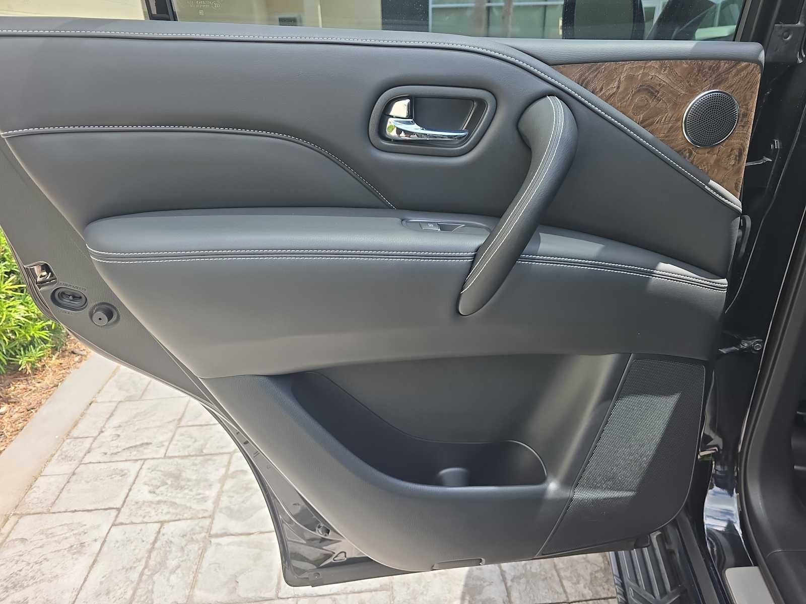 2023 INFINITI QX80 PREMIUM SELECT