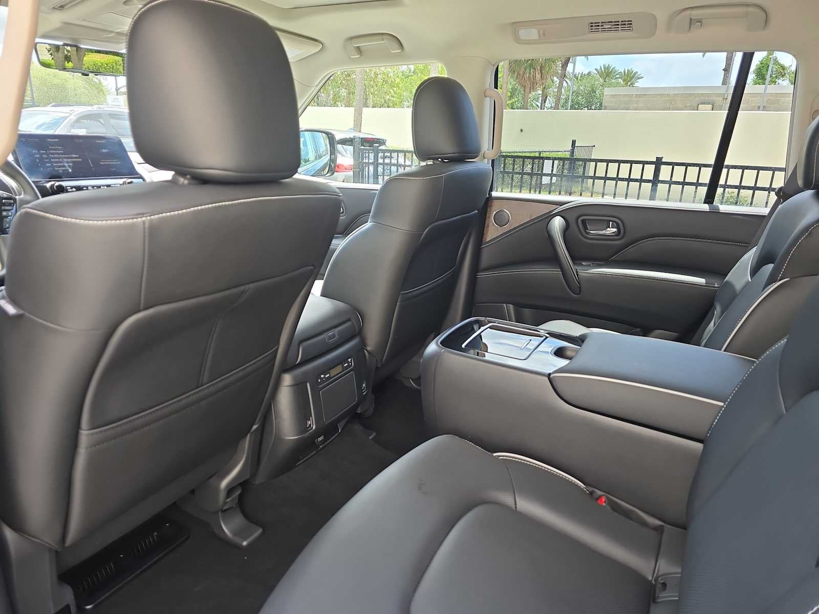 2023 INFINITI QX80 PREMIUM SELECT
