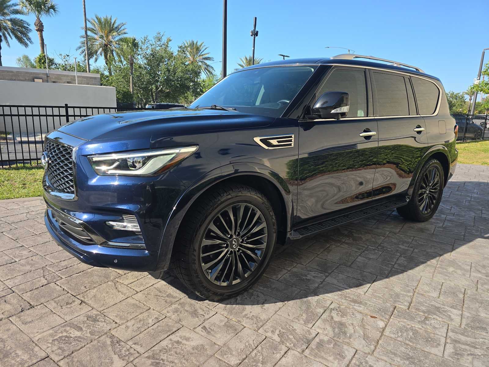 2023 INFINITI QX80 PREMIUM SELECT